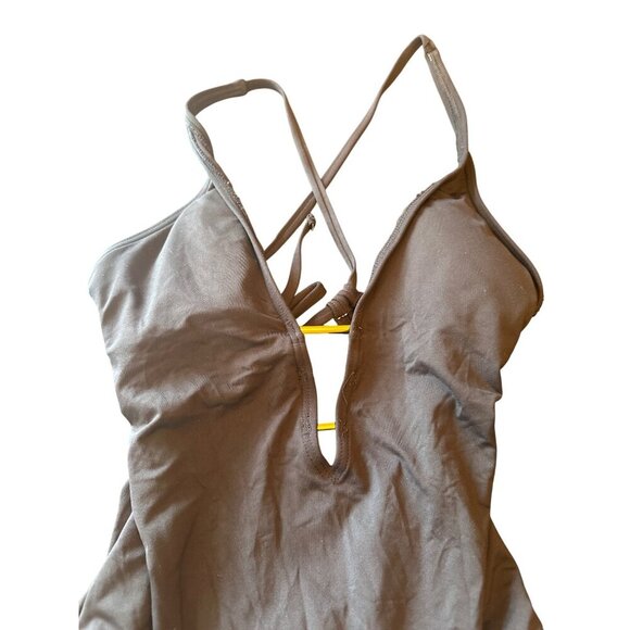 Carmen Marc Valvo Black One-Piece Swimsuit Gold Accent & Crisscross Back Size 8 - Picture 2 of 6